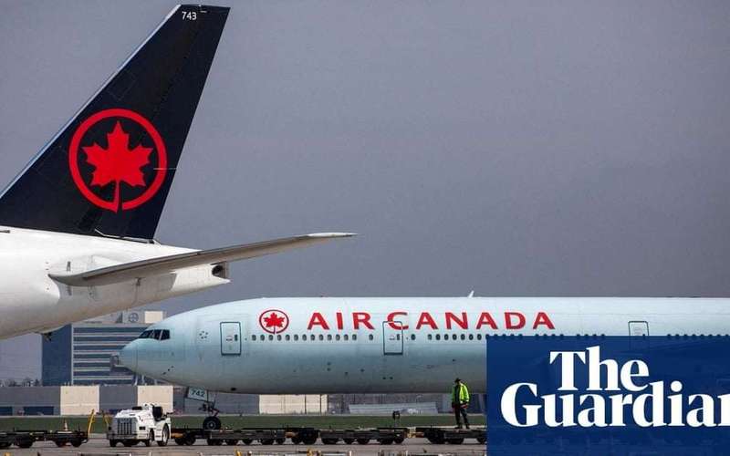 image for Disabled man drags himself off plane after Air Canada fails to offer wheelchair