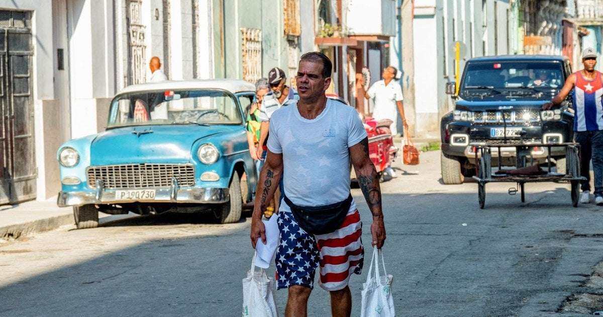 image for Cuba officials urge U.S. lift sanctions to stem migration to U.S.