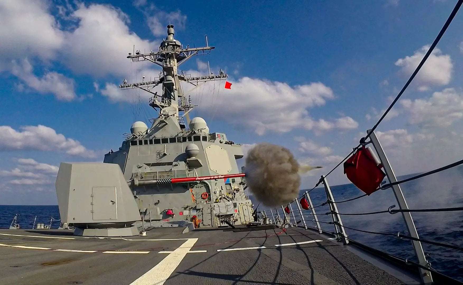 image for China on ‘Alert’ After US, Canadian Ships Cross Taiwan Strait