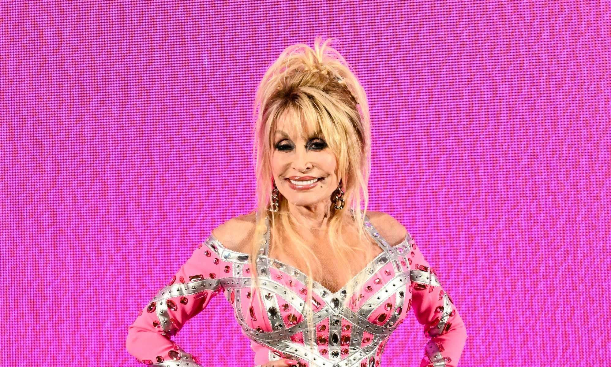 image for Dolly Parton criticises Tennessee’s anti-trans bills