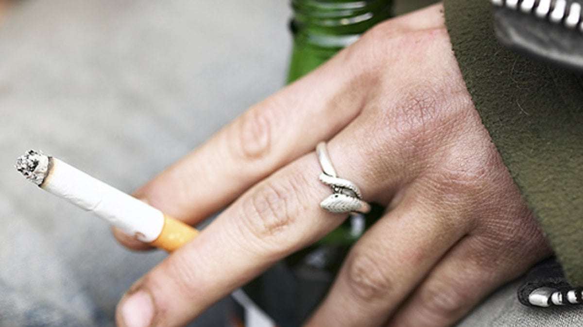 image for Delaware bans smoking in vehicles with children