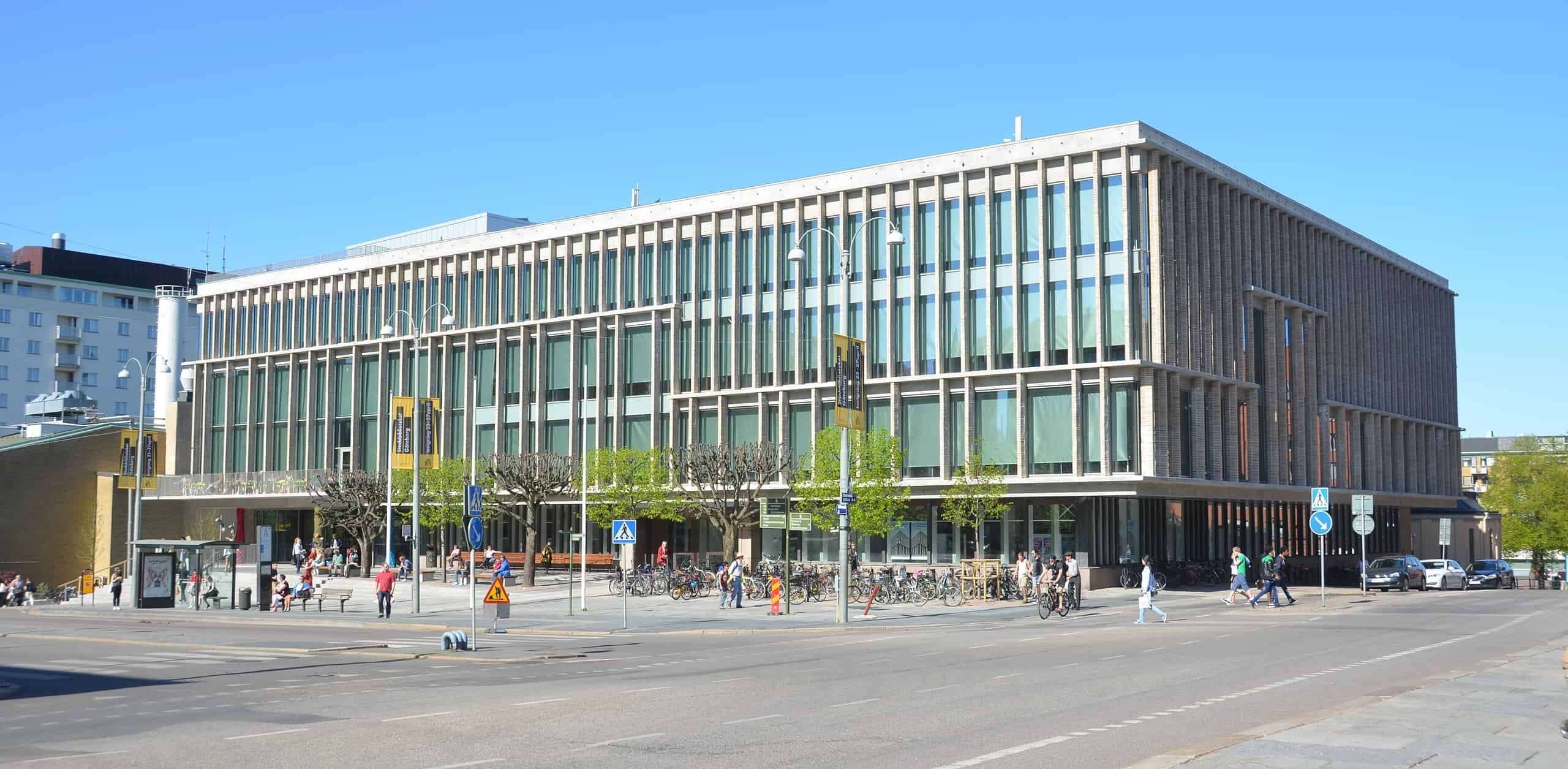 image for A door at a Swedish library was accidentally left open — 446 people came in, borrowed 245 books. Every single one was returned