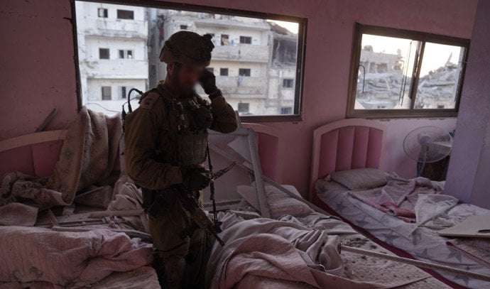 image for IDF finds Hamas weapons factory next to Gazan children's bedroom