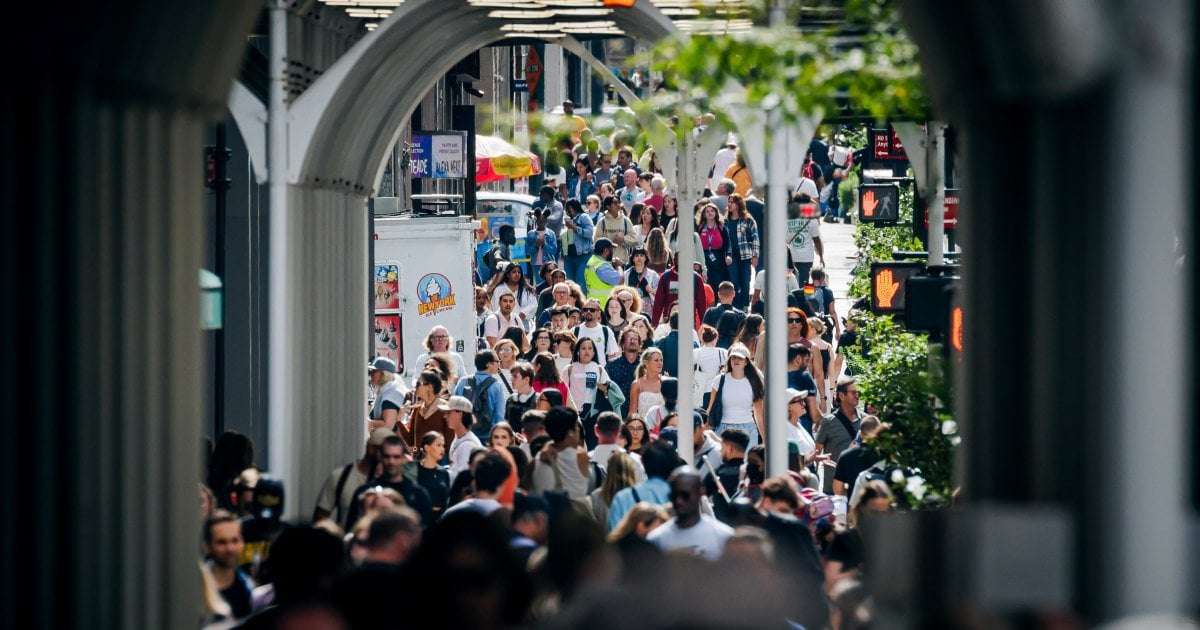 image for Over 1 in 4 Americans will be Latino by 2060, census projects