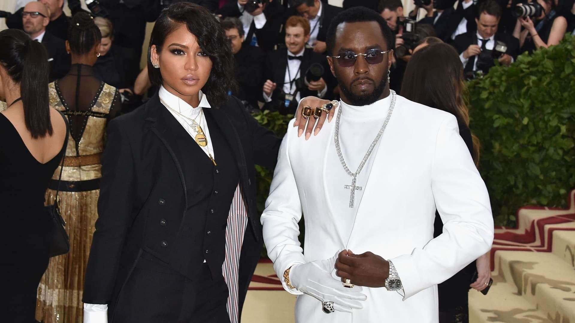 image for Sean Combs, Cassie settle her bombshell rape, sex trafficking lawsuit day after filing