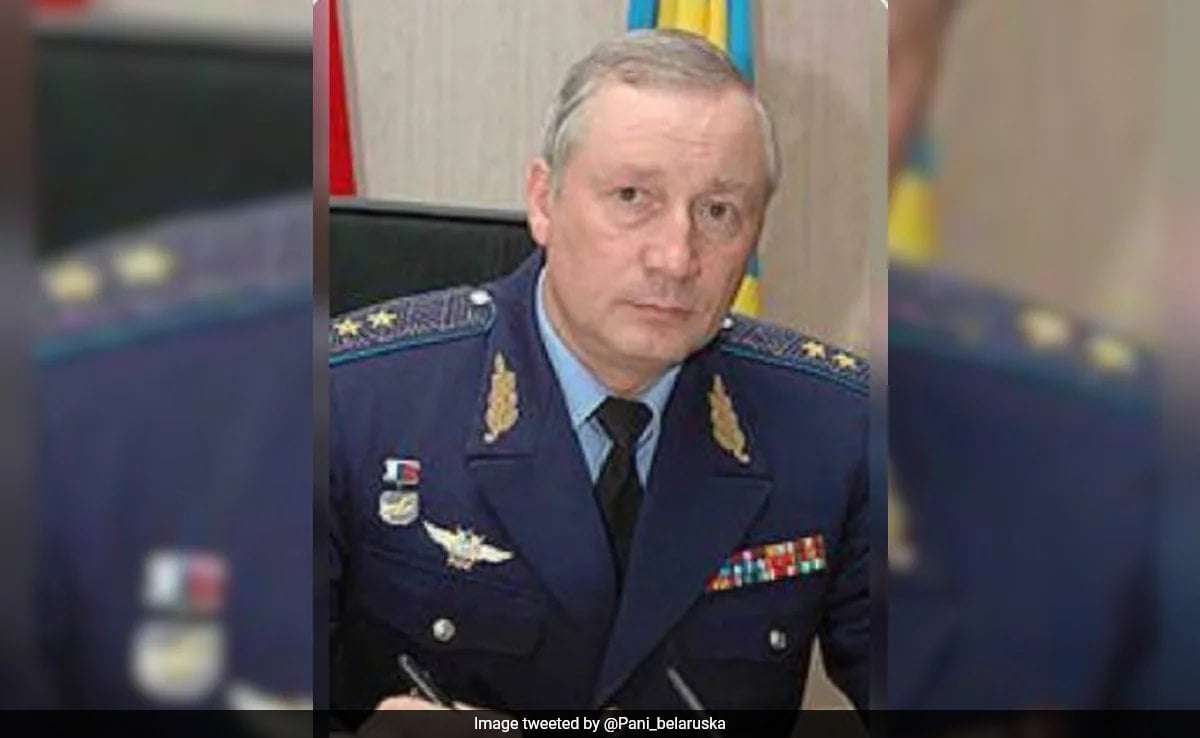 image for Highly-Decorated Russian General Who Once Criticised Putin Found Dead