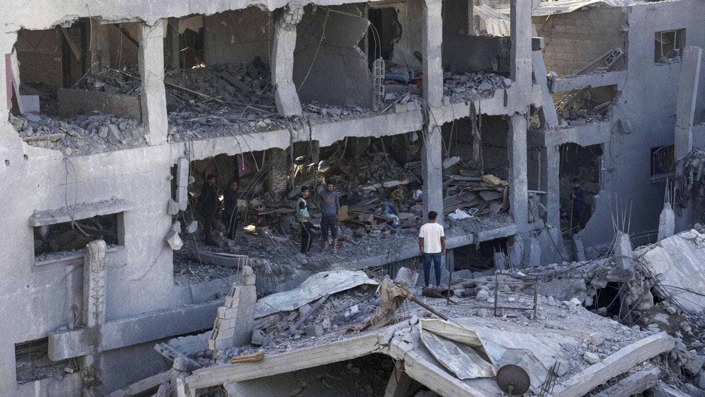 image for Israel and Hamas begin cease-fire, setting stage for release of some hostages and more aid to Gaza