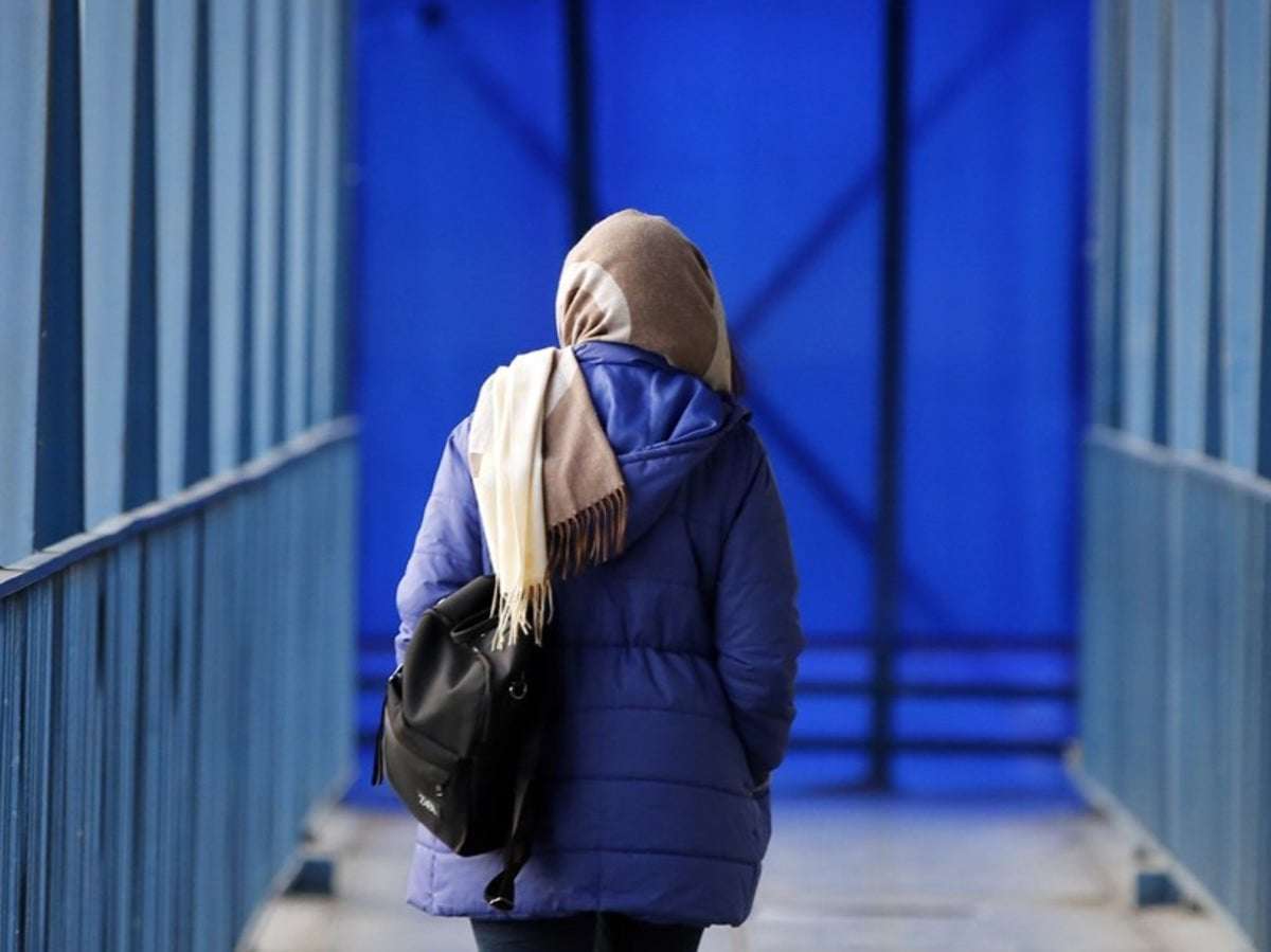 image for Employees can be banned from wearing headscarves, top EU court rules