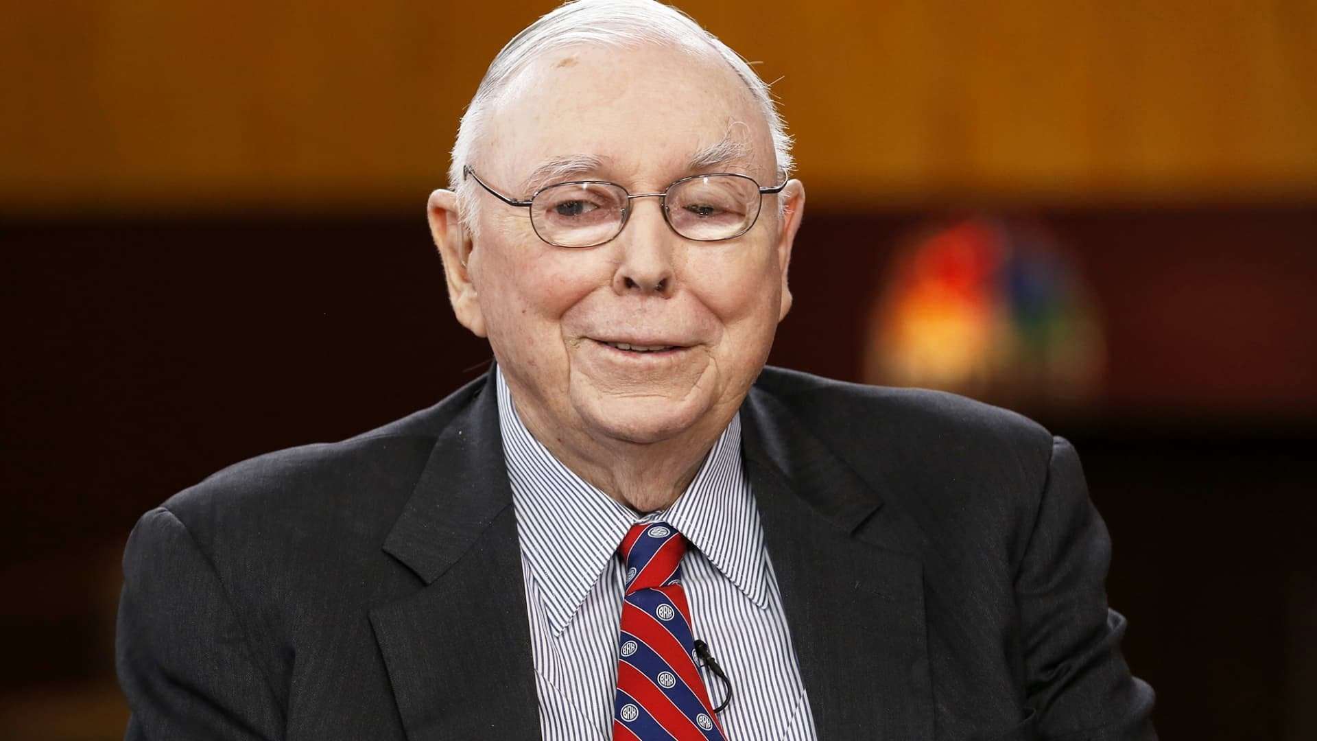 image for Charlie Munger, investing genius and Warren Buffett's right-hand man, dies at age 99