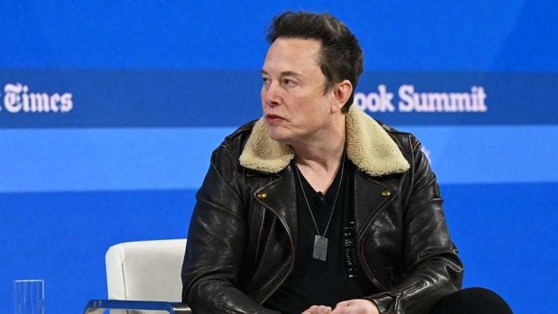 image for Elon Musk apologizes for antisemitic tweet but tells advertisers ‘go f**k yourself’ at Dealbook Summit interview