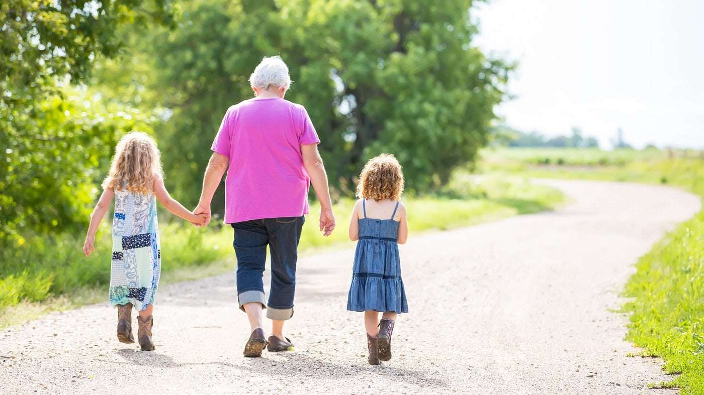 image for U.S. life expectancy starts to recover after sharp pandemic decline