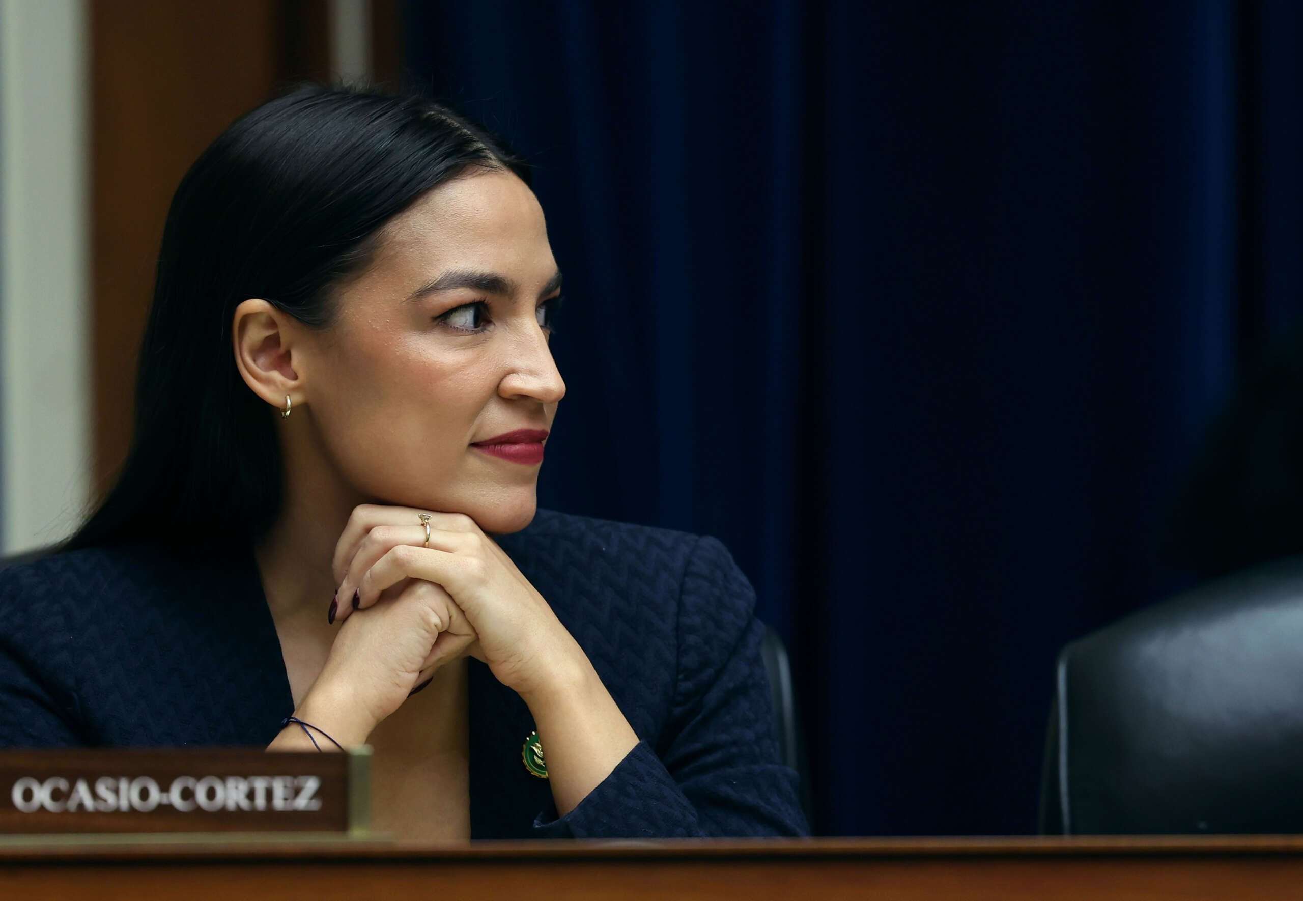 image for AOC Says Republicans Would Be “Humiliated” If Hunter Biden Hearing Was Public