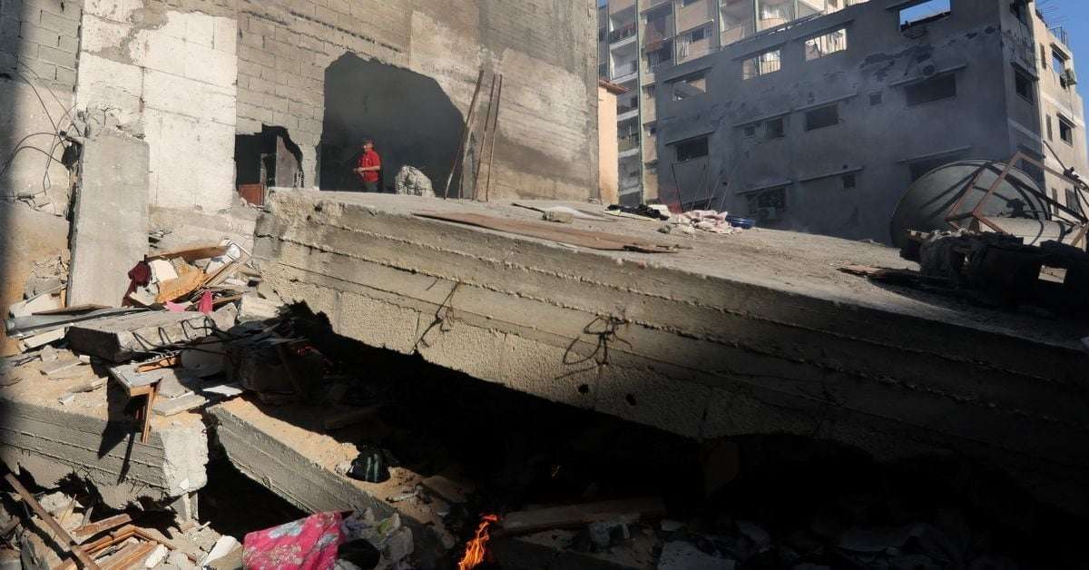 image for Israel presses ground offensive in southern Gaza, air strikes intensify