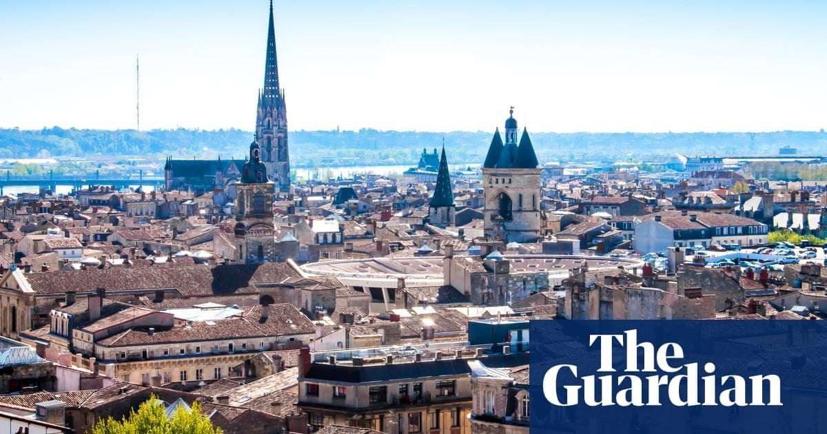 image for Woman dies and 12 in hospital after botulism outbreak at Bordeaux restaurant