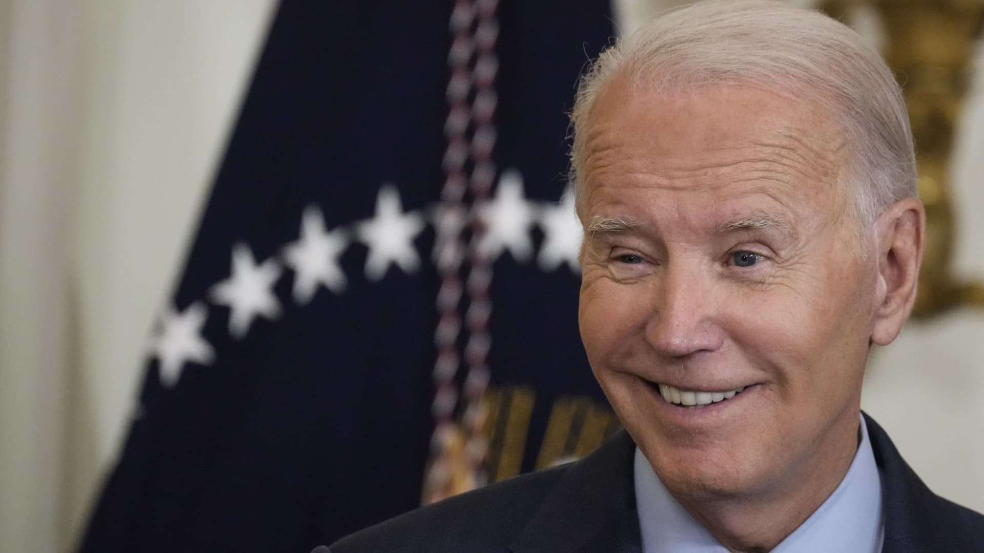 image for 'Good one, Donald': Biden flaunts stock market record highs, mocks Trump for predicting 'collapse'