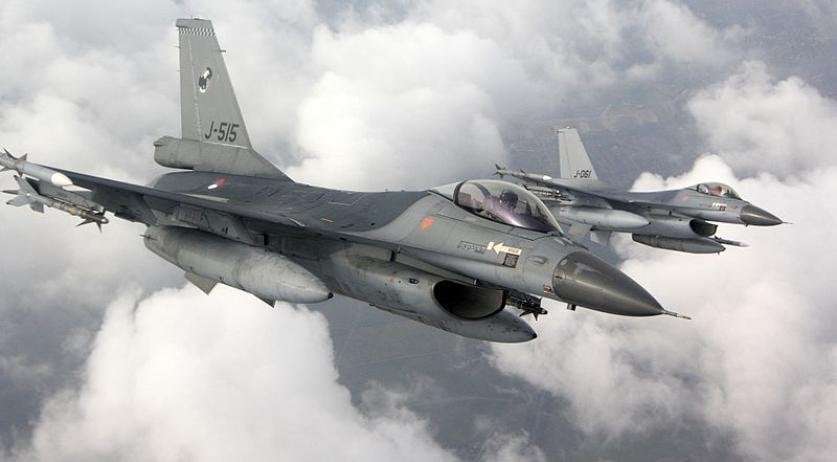 image for Netherlands to supply Ukraine with 18 F-16 fighter jets