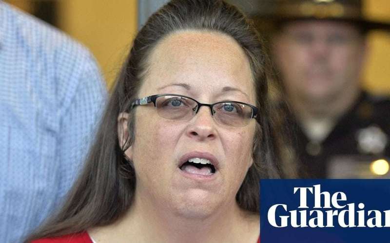 image for Kim Davis must pay $260,000 legal fees over same-sex marriage license refusal