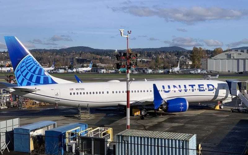 image for United finds loose bolts on plug doors during 737 Max 9 inspections