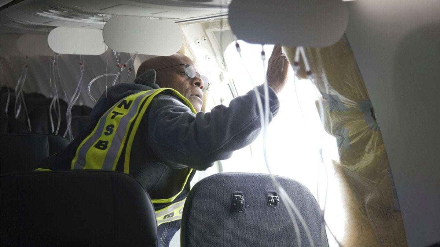 image for United Airlines found loose bolts, other issues on a key part of grounded Boeing 737 Max 9 jetliners