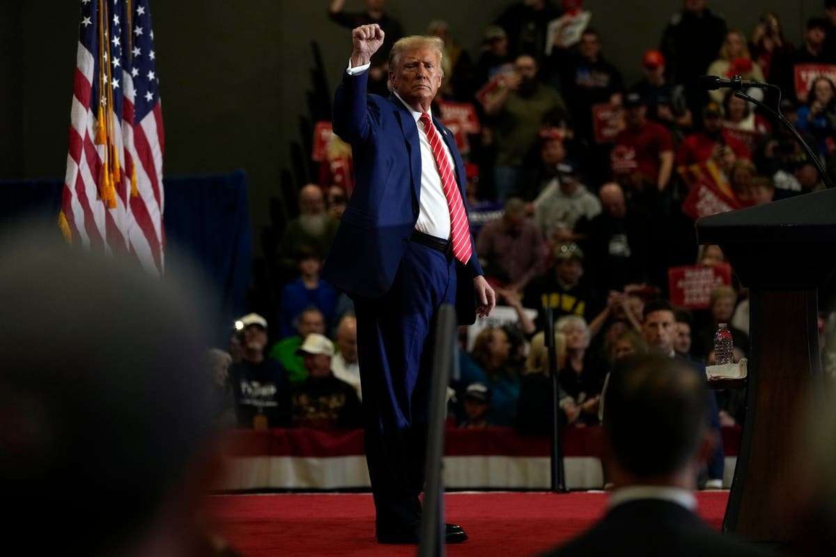 image for Trump claims he didn’t have ‘fair notice’ that Georgia actions could be illegal