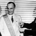 image for Nazi Germany award Henry Ford, center, with their nation's highest decoration for foreigners [1938]