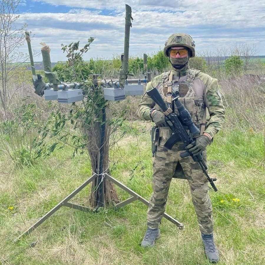 image for Russia Deploys Silok Jammers To Ground Ukraine’s Drones. Ukraine Hunts Down The Siloks With, You Guessed It, Drones.
