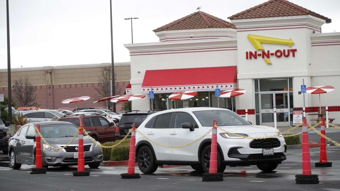 image for In-N-Out to close first location in its 75-year history due to a wave of car break-ins and robberies