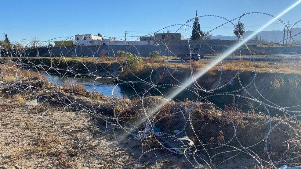 image for Texas governor defies Supreme Court ruling, continues to fortify border with razor wire