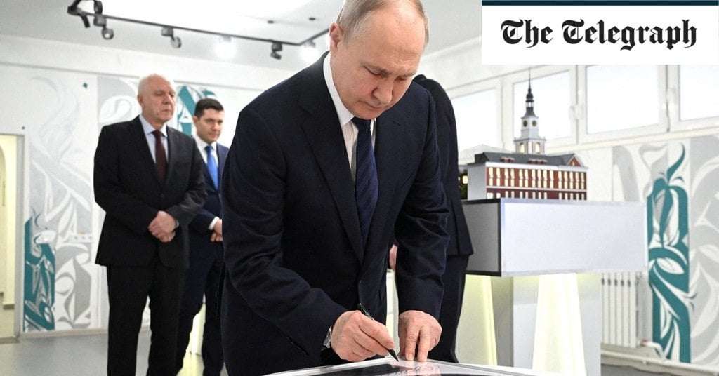 image for Putin sparks fears of war with Nato with visit to Kaliningrad
