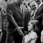 image for Photo of a young girl refusing to shake hands with João Figueiredo, Brazil's last military dictator.