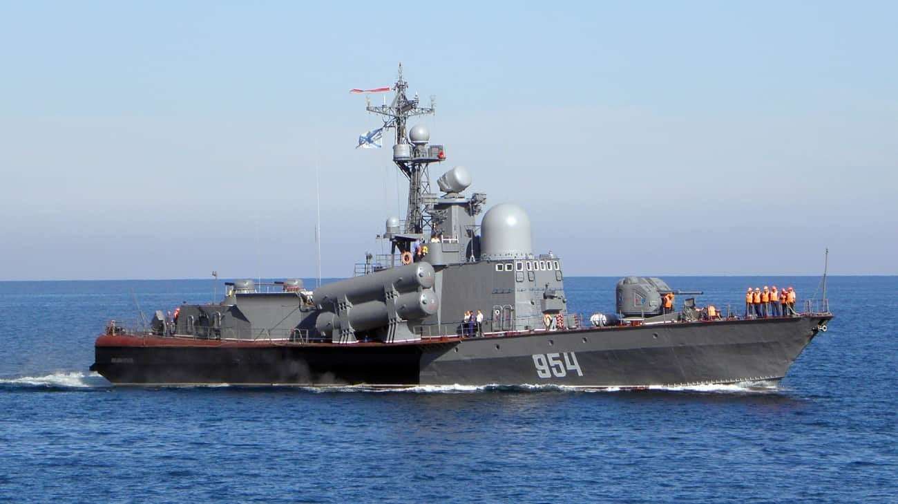 image for Defence Intelligence unit sinks Russian corvette Ivanovets in Crimea – video