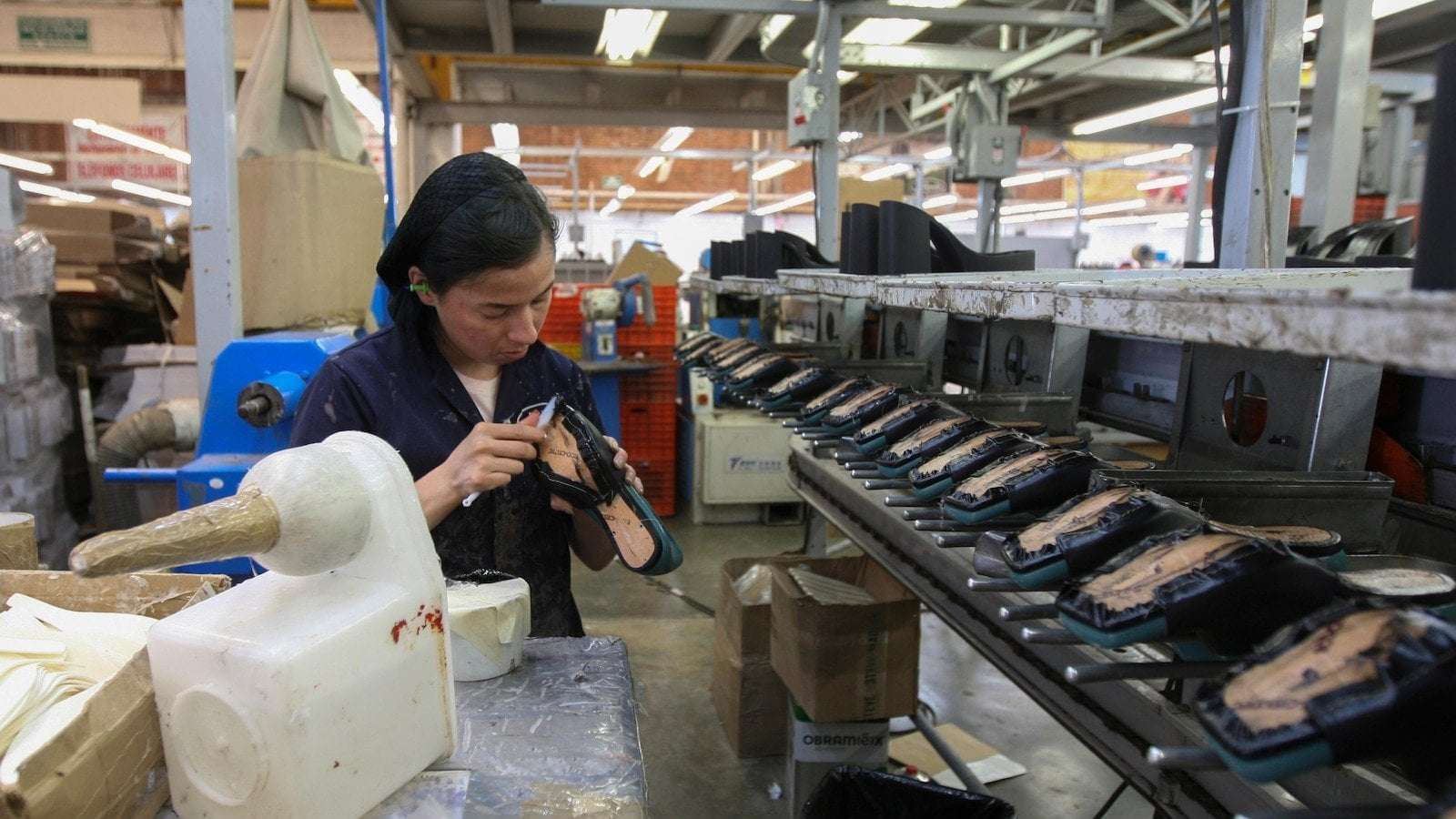 image for Mexico overtakes China as the leading source of goods imported by US