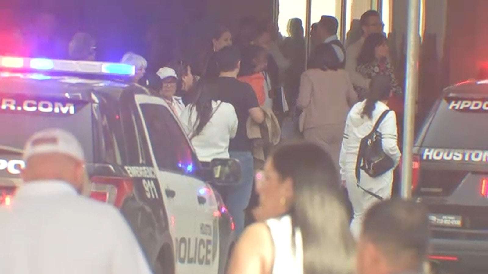 image for Suspect killed, 2 injured in shooting incident at Lakewood Church, police say