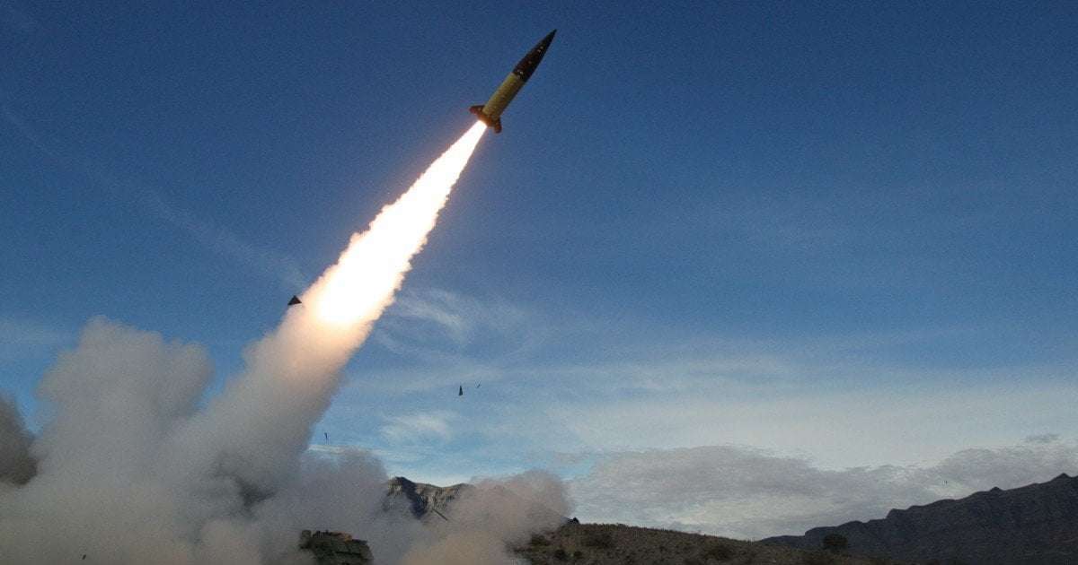 image for Biden administration is leaning toward supplying Ukraine with long-range missiles