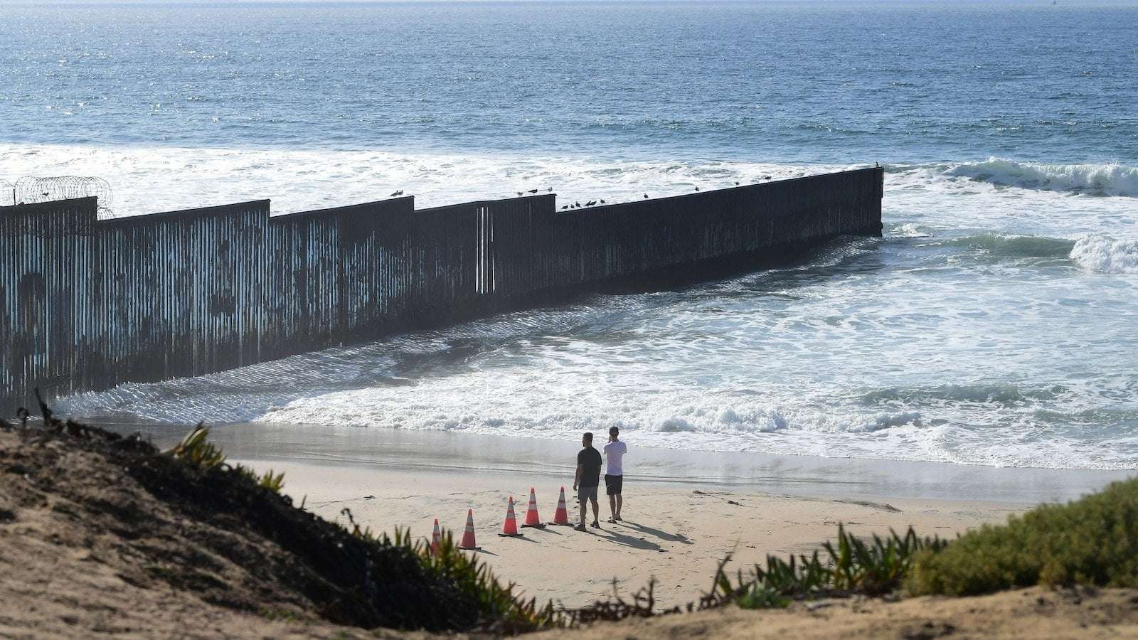 image for US-Mexico border: 100 billion gallons of toxic sewage creating a 'public health crisis'