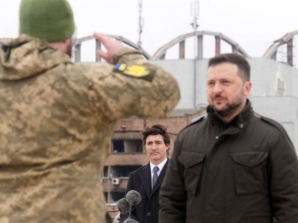 image for Trudeau signs support pact, attacks ’weakling’ Putin in unannounced Kyiv visit