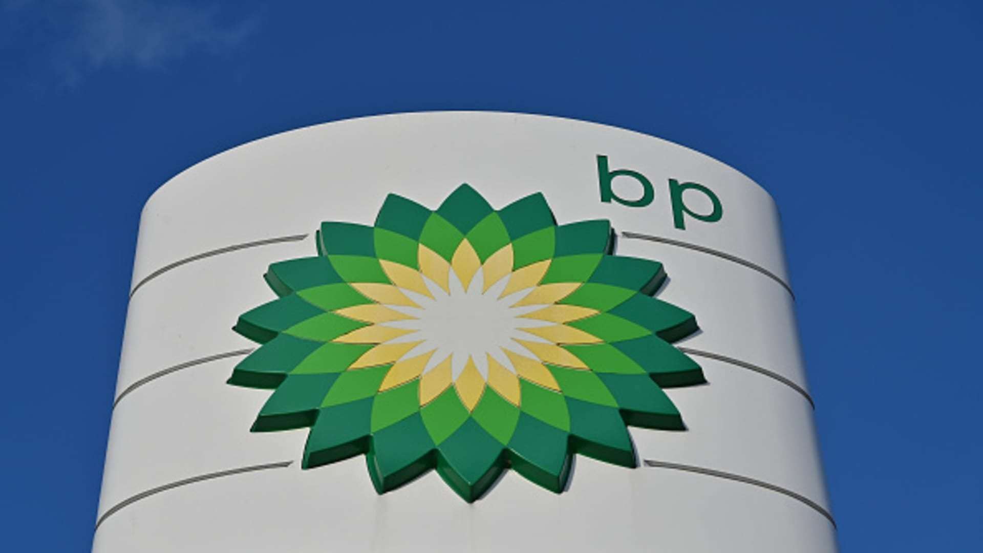 image for BP exec’s husband guilty of making $1.8 million from insider trading, snooped on her calls