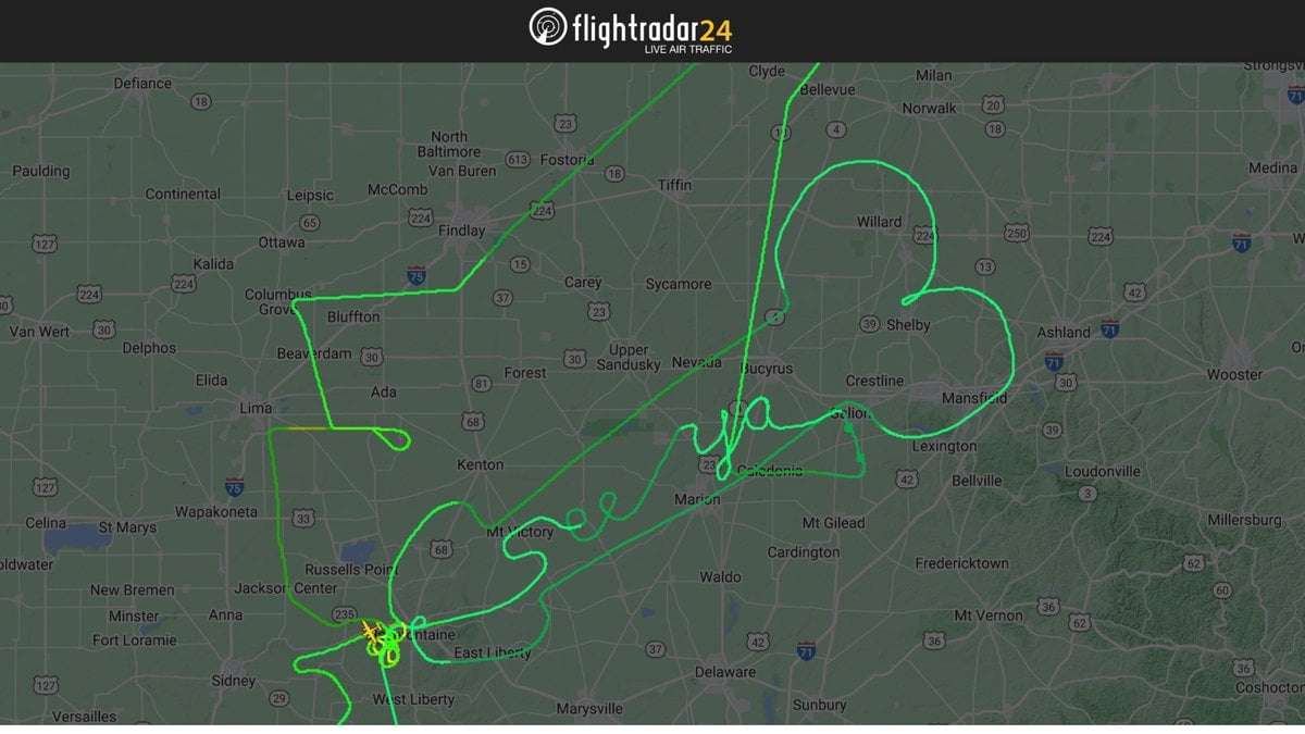 image for A Pilot Drew a Penis in the Sky and Wrote ‘See Ya’ During a 6-Hour Flight