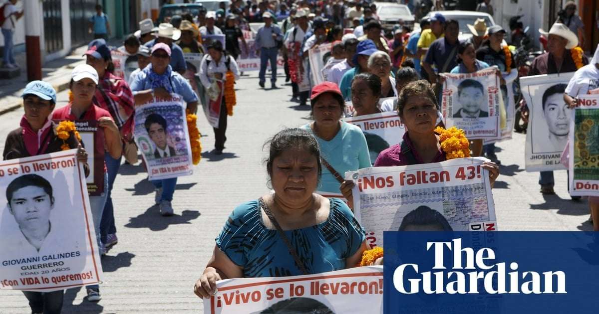 image for Mexican detectives found after vanishing during search for 43 missing students