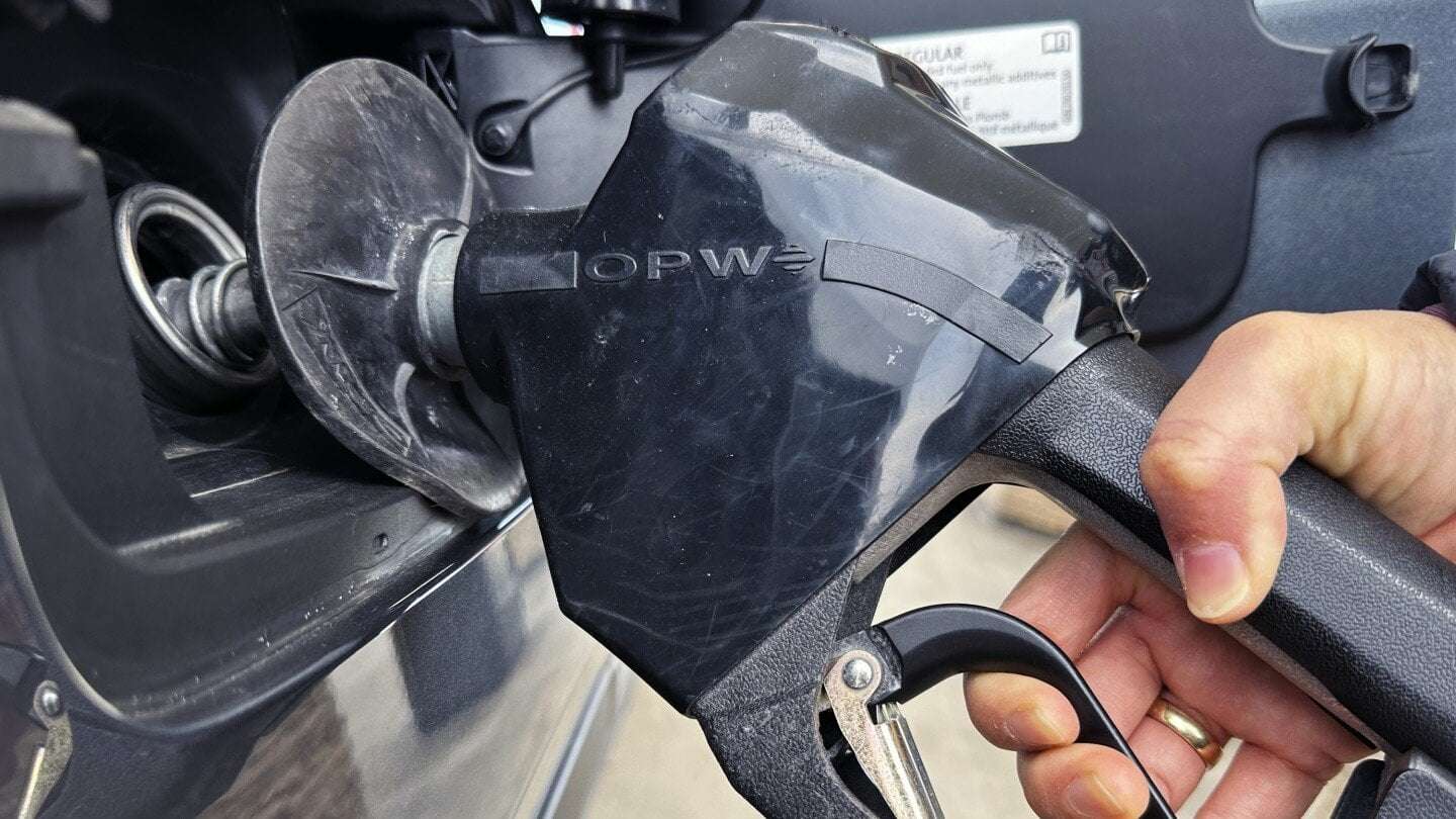 image for Double-swiping the rewards card led to free gas for months — and a felony theft charge