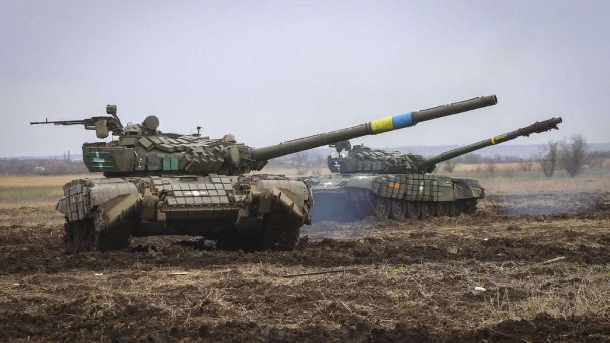image for 'Free world will not let Ukraine fail,' says US defence chief