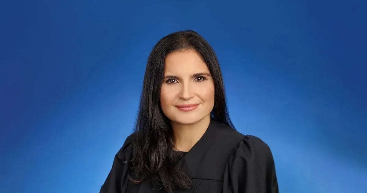 image for Why Did Two of Judge Aileen Cannon’s Law Clerks Suddenly Quit?