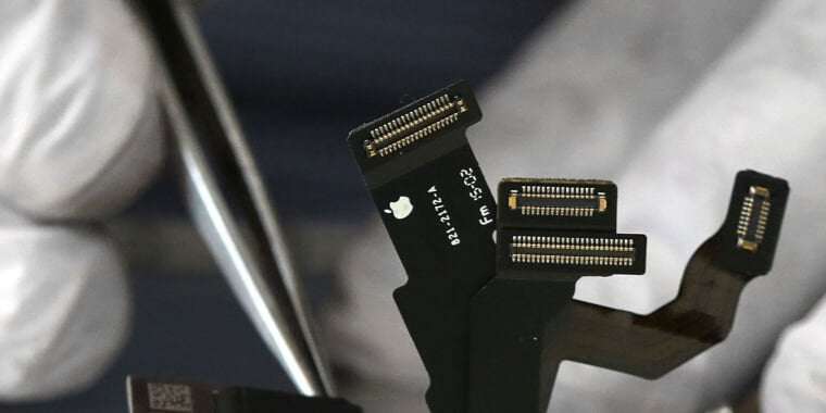 image for Oregon governor signs nation’s first right-to-repair bill that bans parts pairing