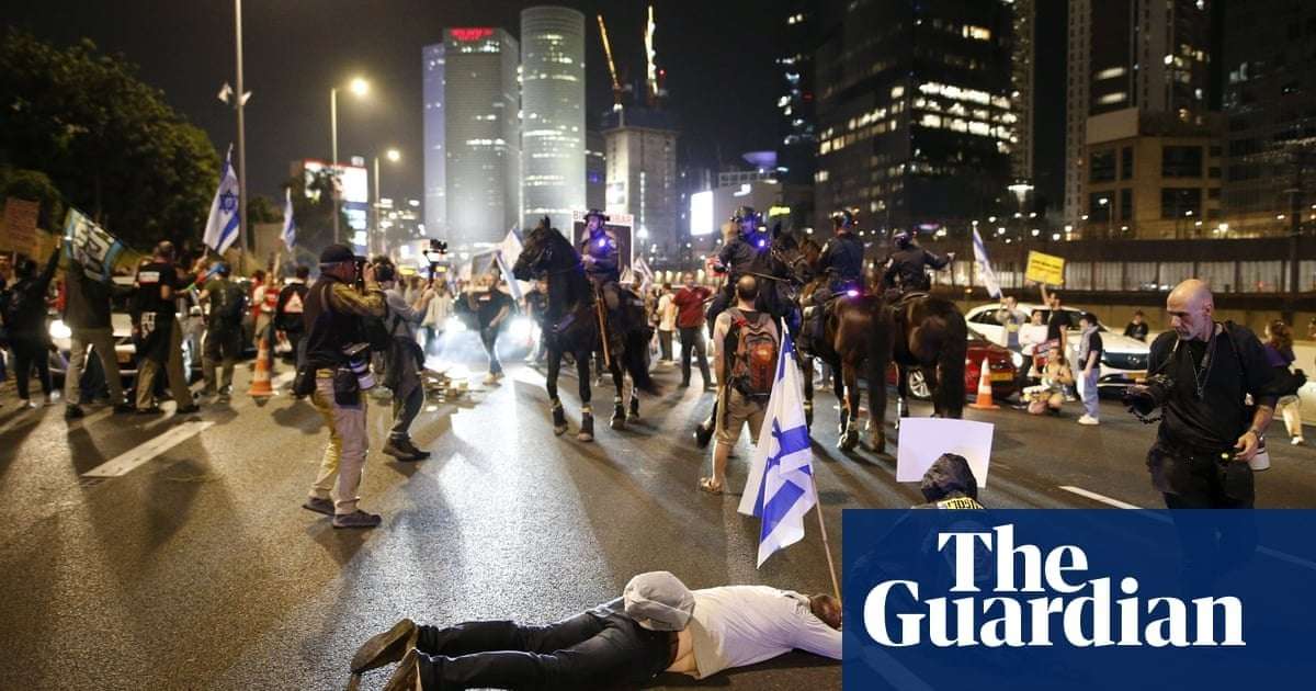 image for Tens of thousands of Israeli protesters call for Netanyahu’s removal