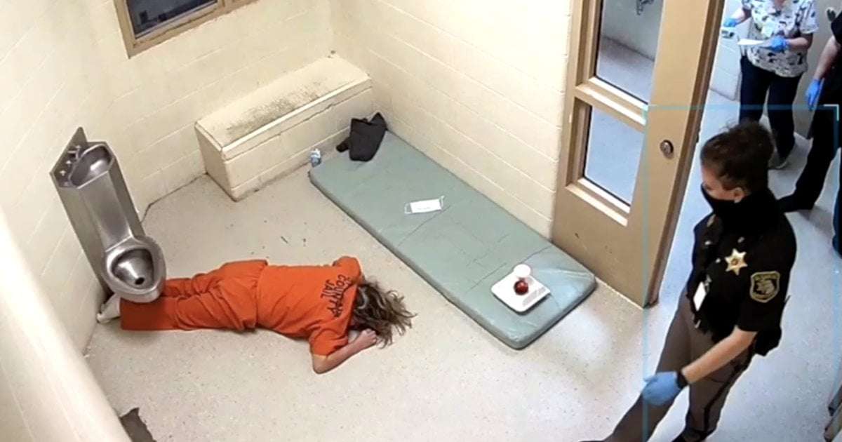 image for Woman breaks her neck inside St. Clair County Jail, isn't taken to the hospital for days
