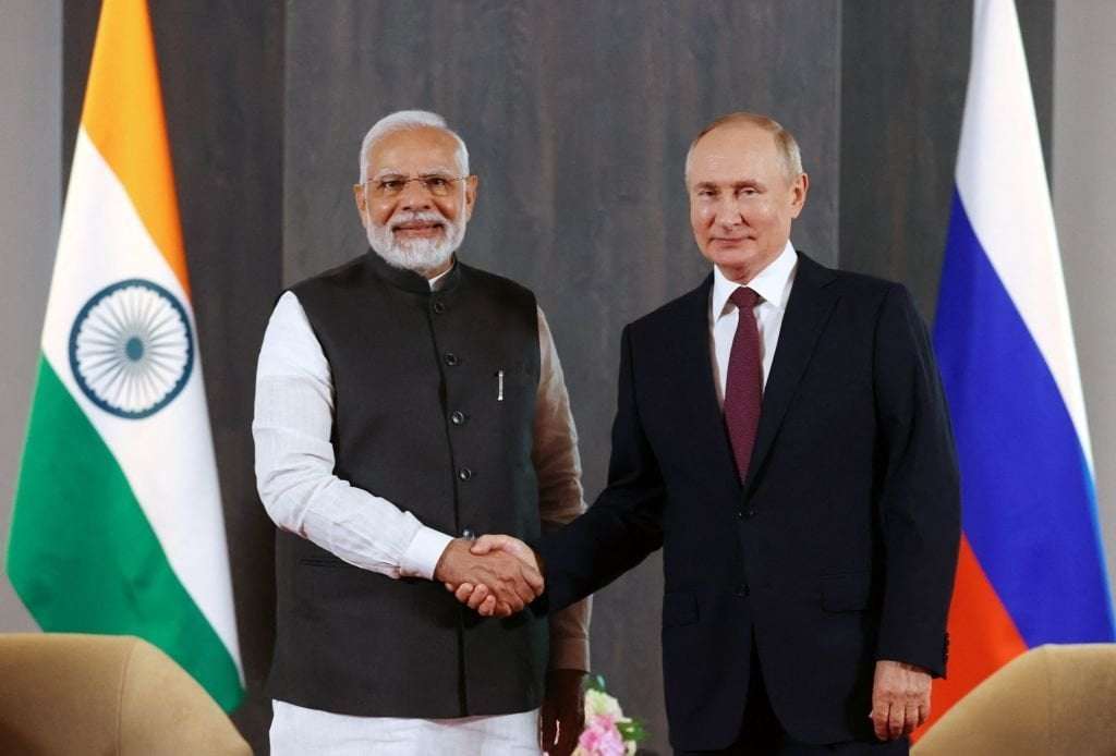 image for Bloomberg: India set to receive Russian warships despite sanctions