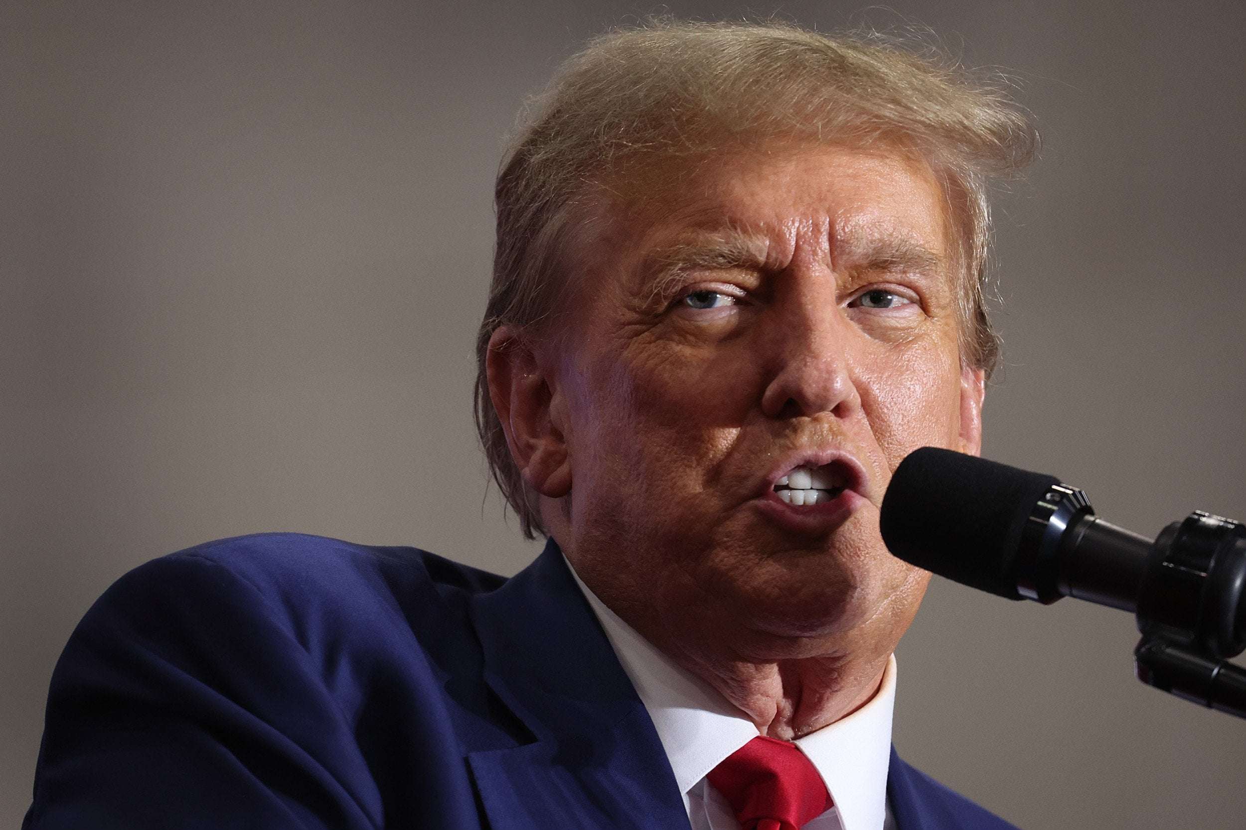 image for Video of Donald Trump Supporter Saying They'd Vote for Putin Goes Viral