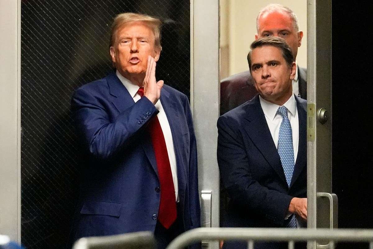 image for Trump attorneys trolled after they subpoena wrong Jeremy Rosenberg for hush money trial: ‘I’m keeping the $15’