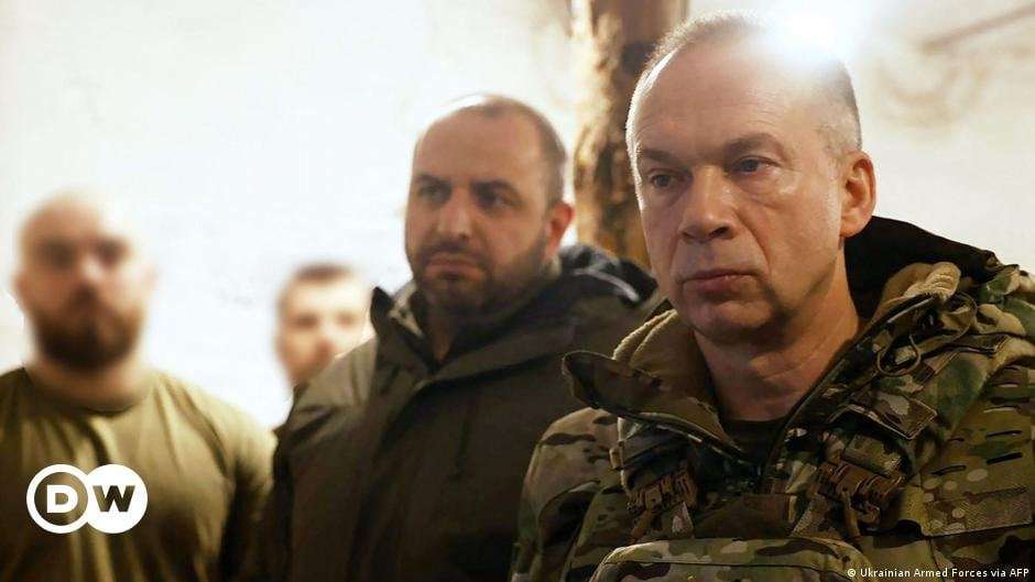 image for Ukraine says eastern front has 'deteriorated significantly' – DW – 04