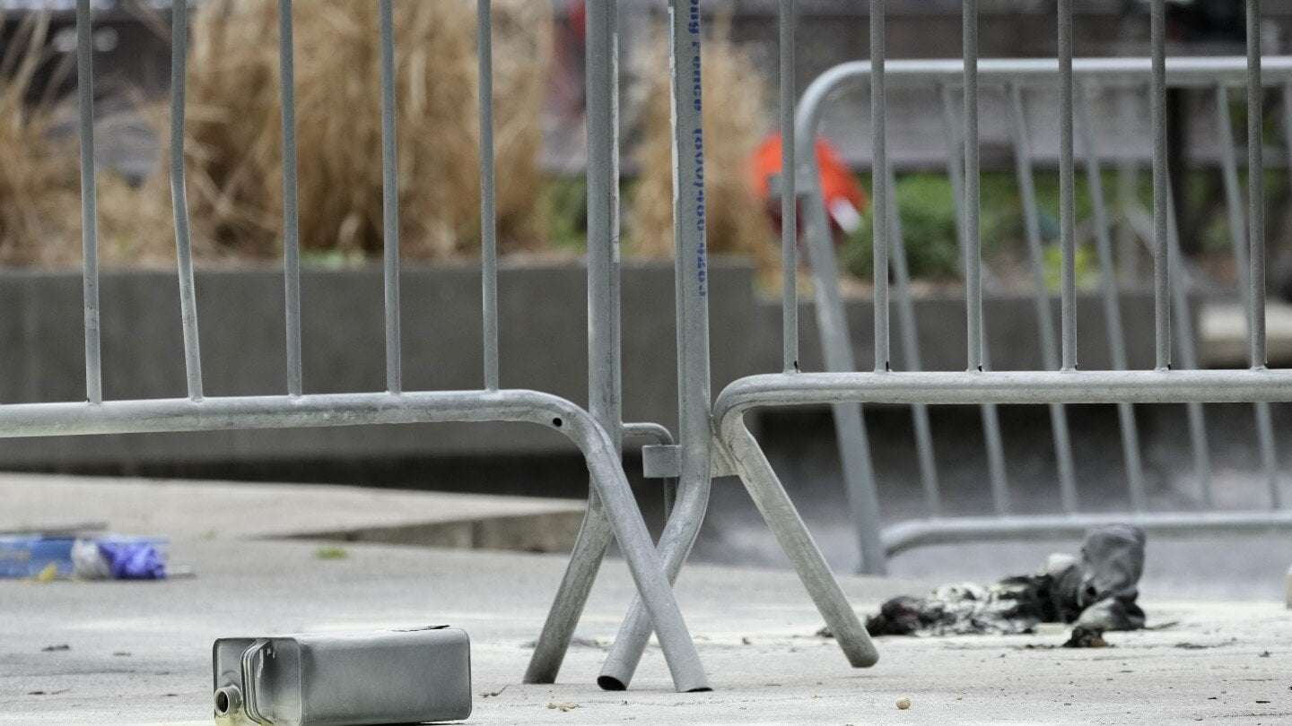 image for The man who set himself on fire outside the courthouse where Trump is on trial dies of his injuries